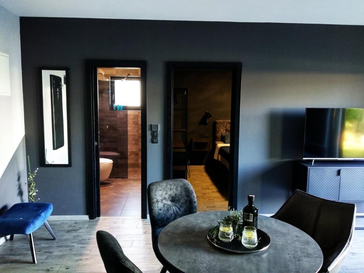 House Of Silence Apartment *